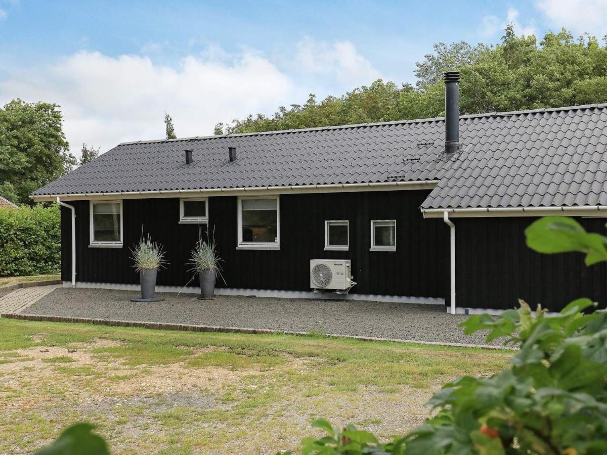 6 Person Holiday Home In Hemmet ภายนอก รูปภาพ